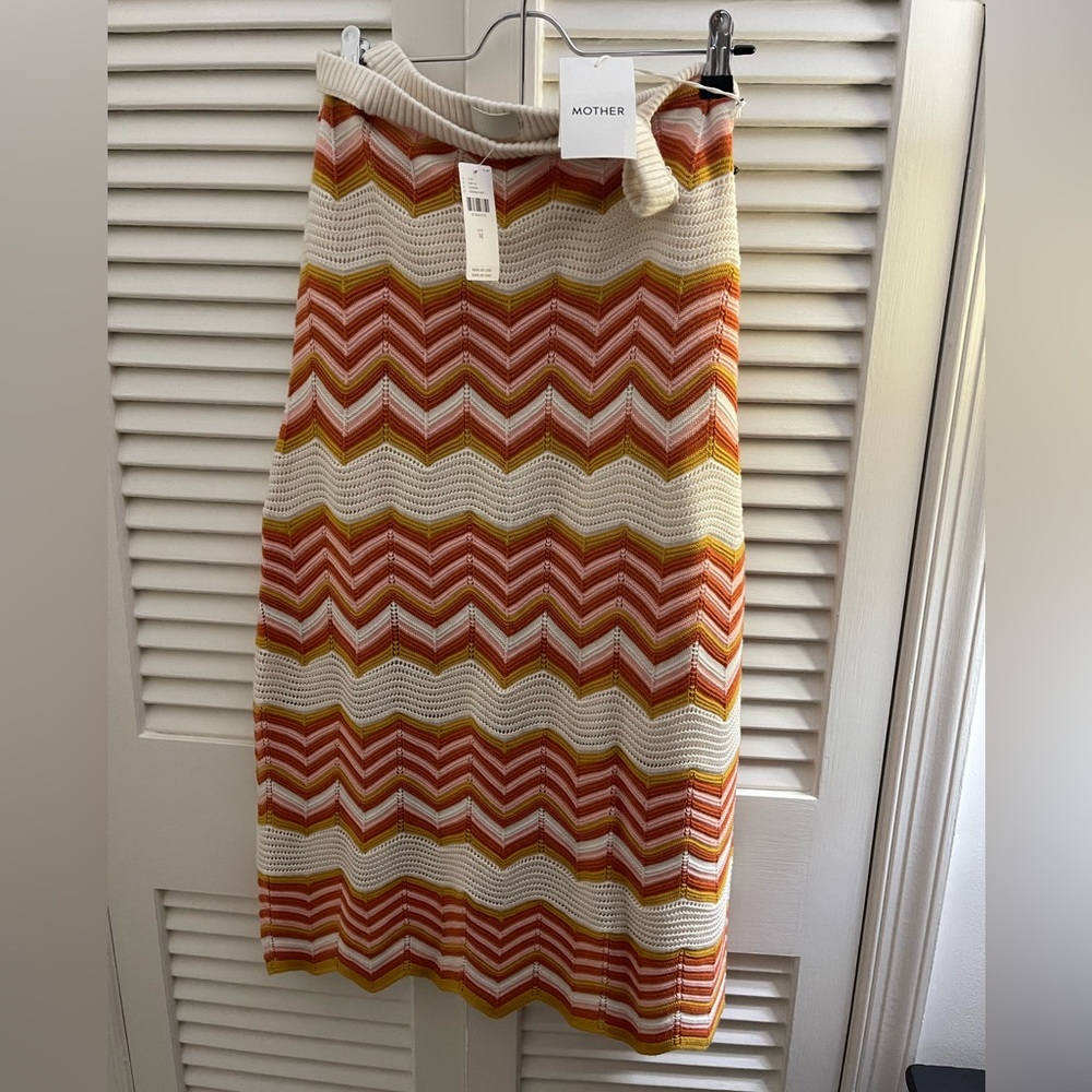 Mother crochet skirt, NWT, size Medium, lined